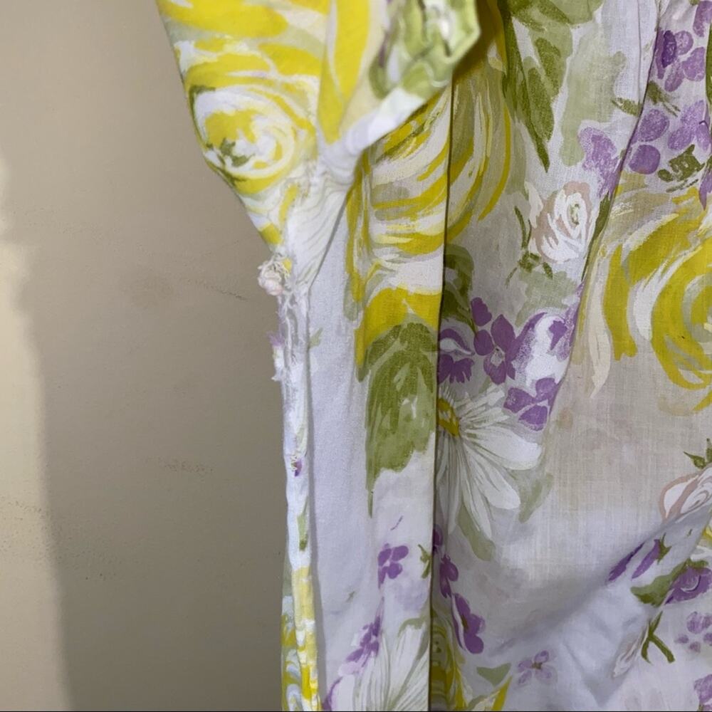 VNTG 1960s floral night gown size large - Picture 6 of 6